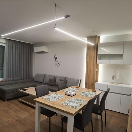 Diana Apartment Roese Buitenkant foto